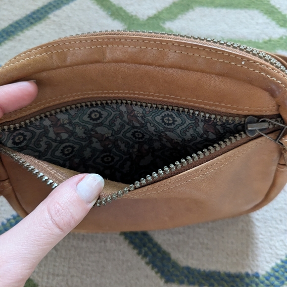 Leather Zippered Fanny Pack - Picture 9 of 10